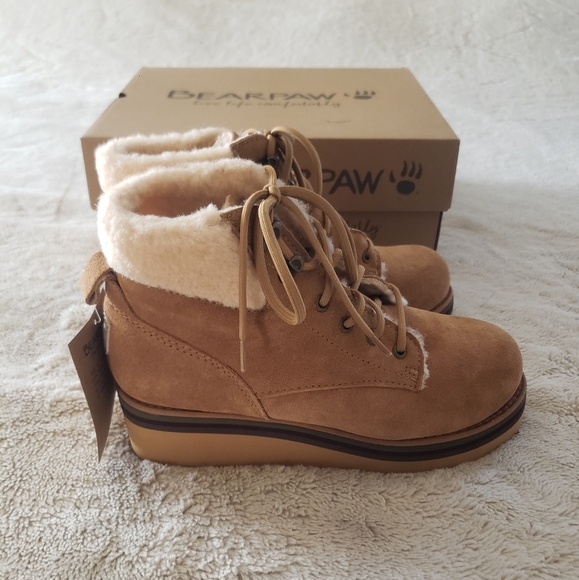 BearPaw Shoes - BEARPAW Retro Quinn boots